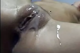 هذا الرجل مارس الجنس مع عاهرة على صور ذب عربي كرسي بذراعين.