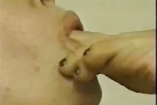 مارس الرجل الجنس مع امرأة صور جنس عرب سمراء وأخذها إلى أقصى حد.