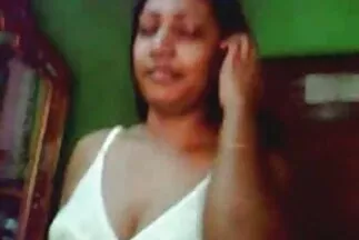 يمارس الزملاء الجنس في صور سكس اردني المكتب
