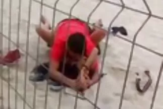 قام المدلك بمداعبة العميل صور كس بنات العرب بعضوه البارز