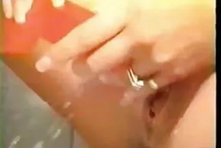 طبيب صارم يمارس الجنس مع مريض على صور سكس عربي مجاني الأريكة