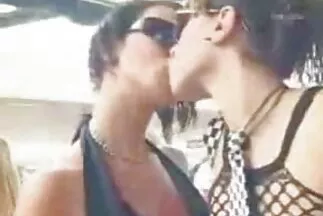 مارس الجنس بقوة وانتهى على وجه صور سكس عربي مجاني وقحة جميلة